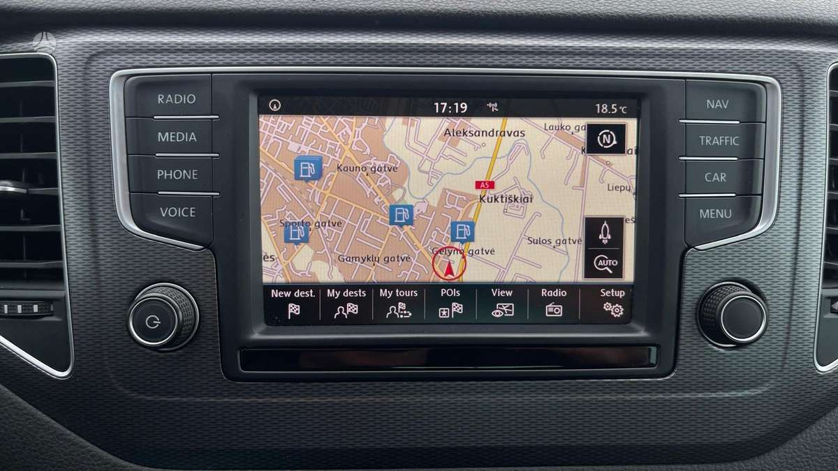 Volkswagen Golf 2015 — photo 32