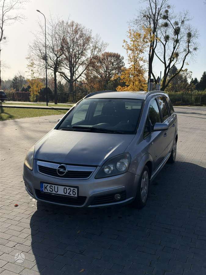 Opel Zafira 2008 — двигун 1686 cm³, 120 HP (88kW)