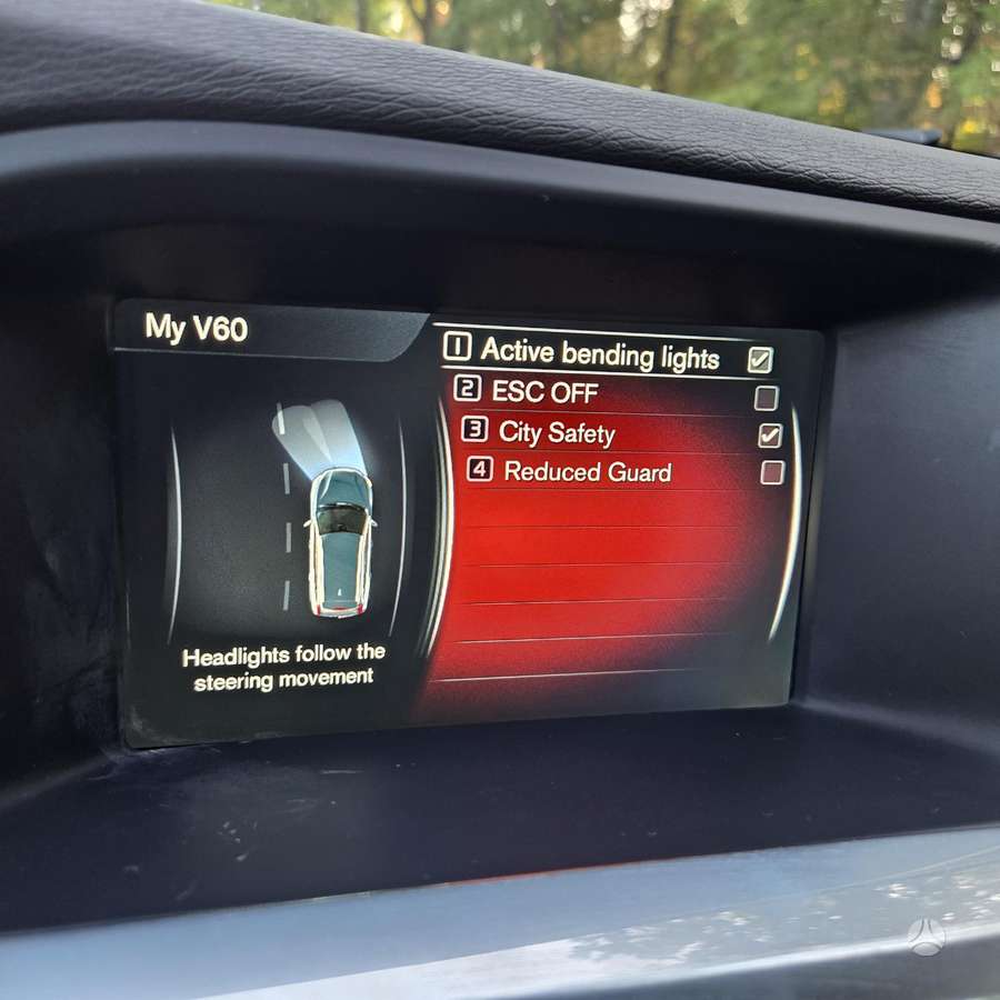 Volvo V60 2014 — photo 21