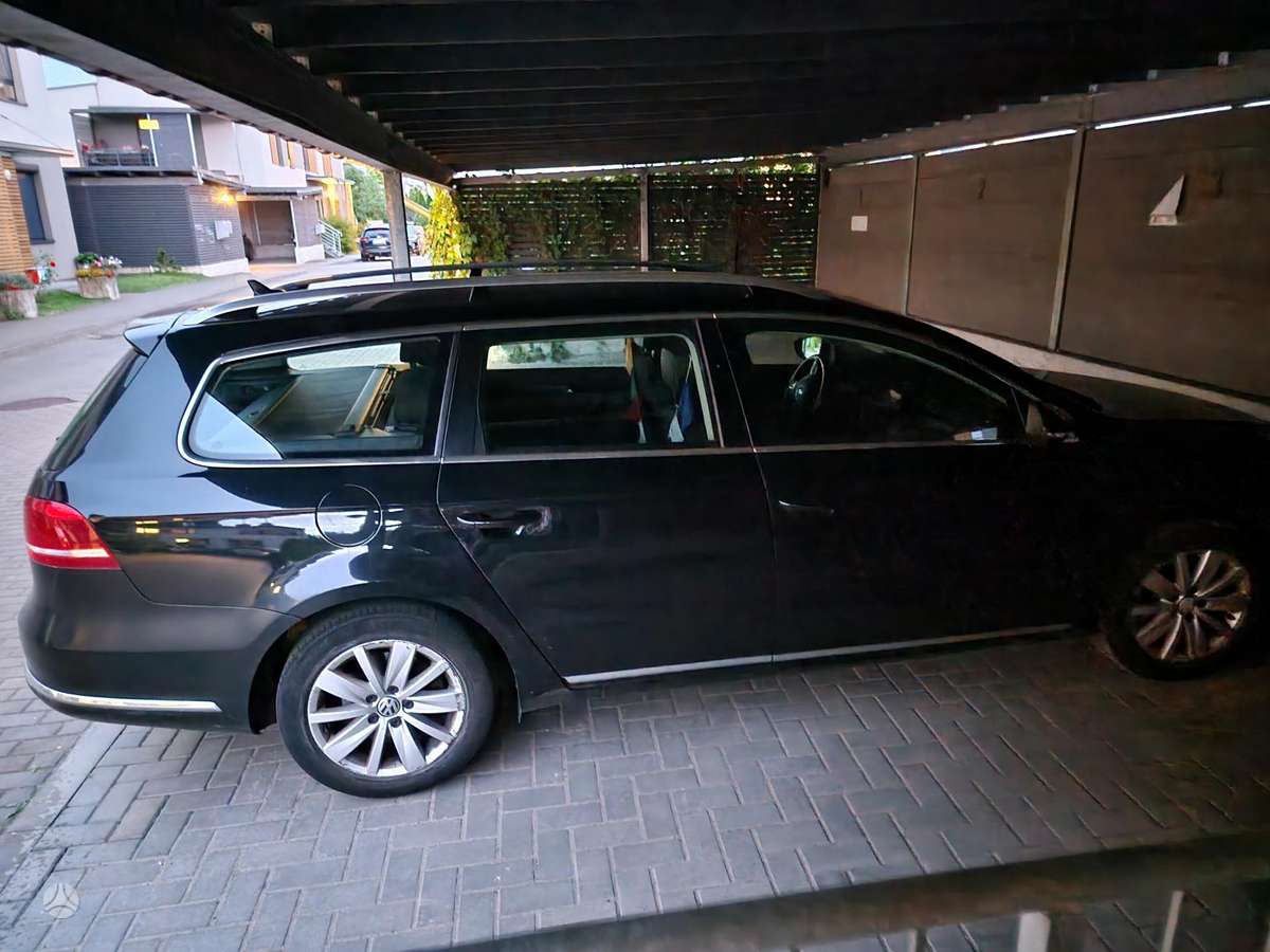 Volkswagen Passat 2014 — interior