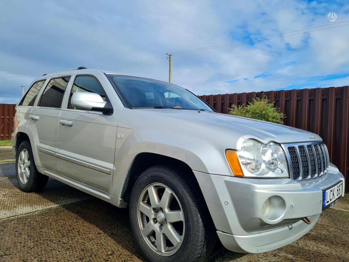 Jeep Grand 2007 — салон