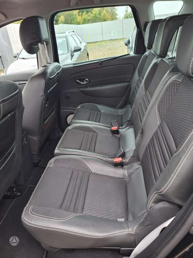 Renault Scenic 2015 — photo 10