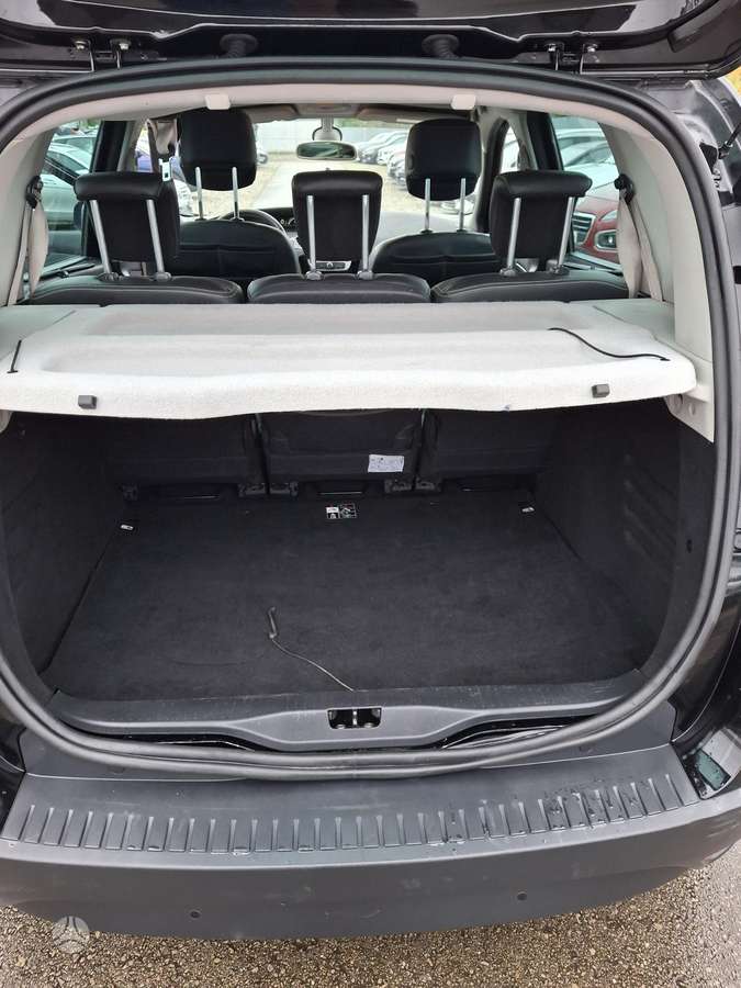 Renault Scenic 2015 — photo 11