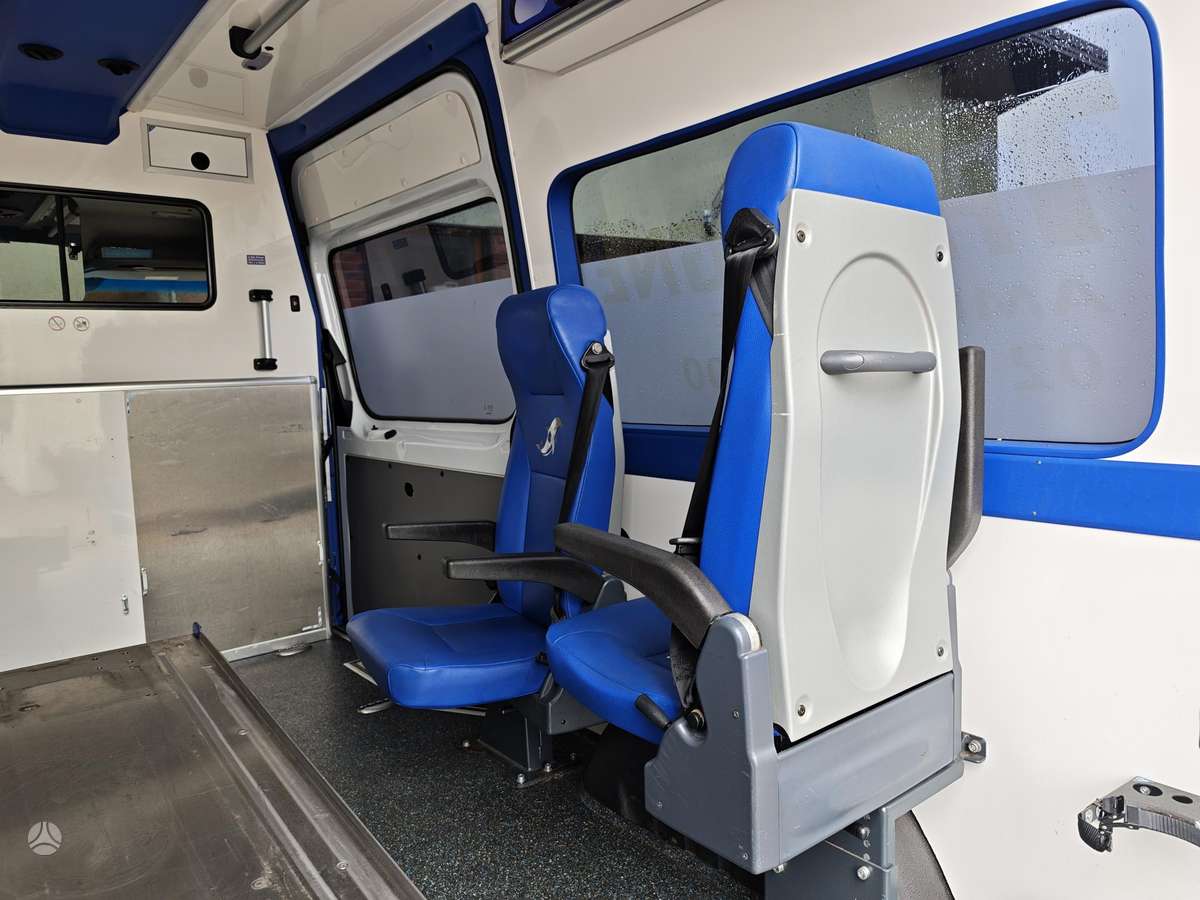 Mercedes-Benz Sprinter 2015 — фото 19