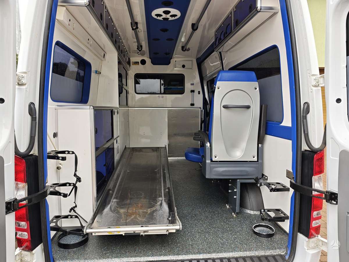 Mercedes-Benz Sprinter 2015 — фото 20
