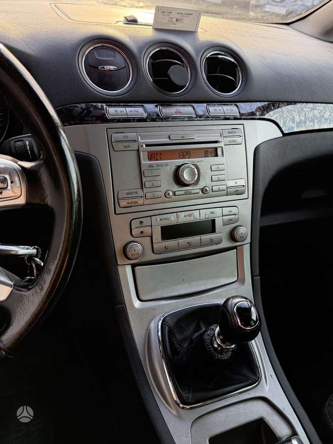 Ford Galaxy 2006 — photo 19