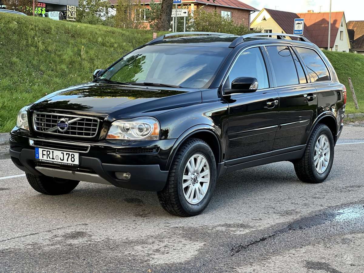 Volvo XC90 2010 — двигун 2400 cm³, 185 HP (136kW)