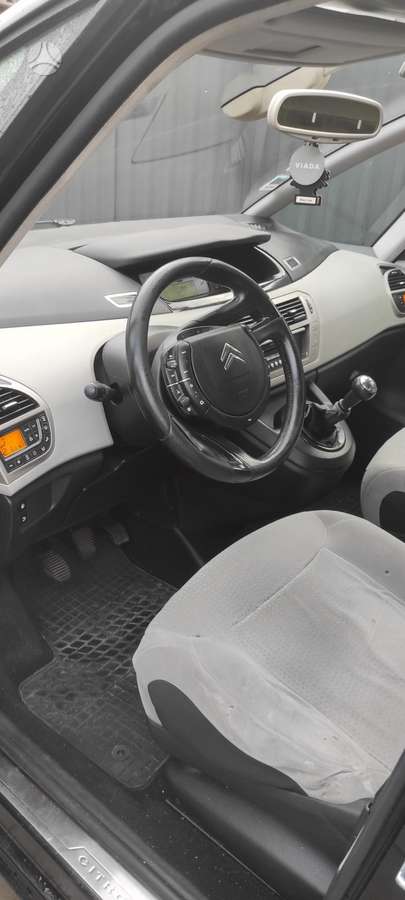 Citroen C4 2008 — interior