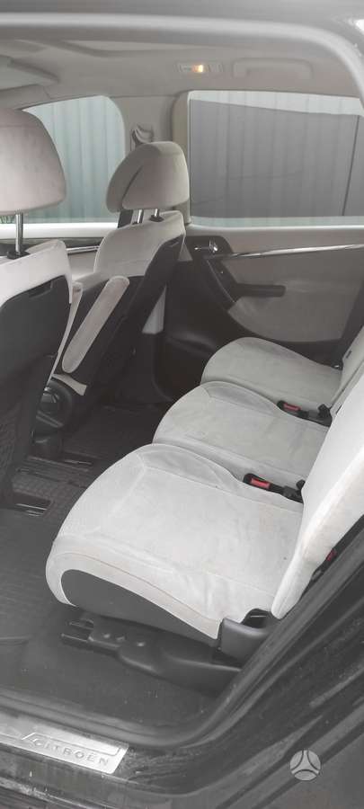 Citroen C4 2008 — engine 1600 cm³, 109 HP (80kW)