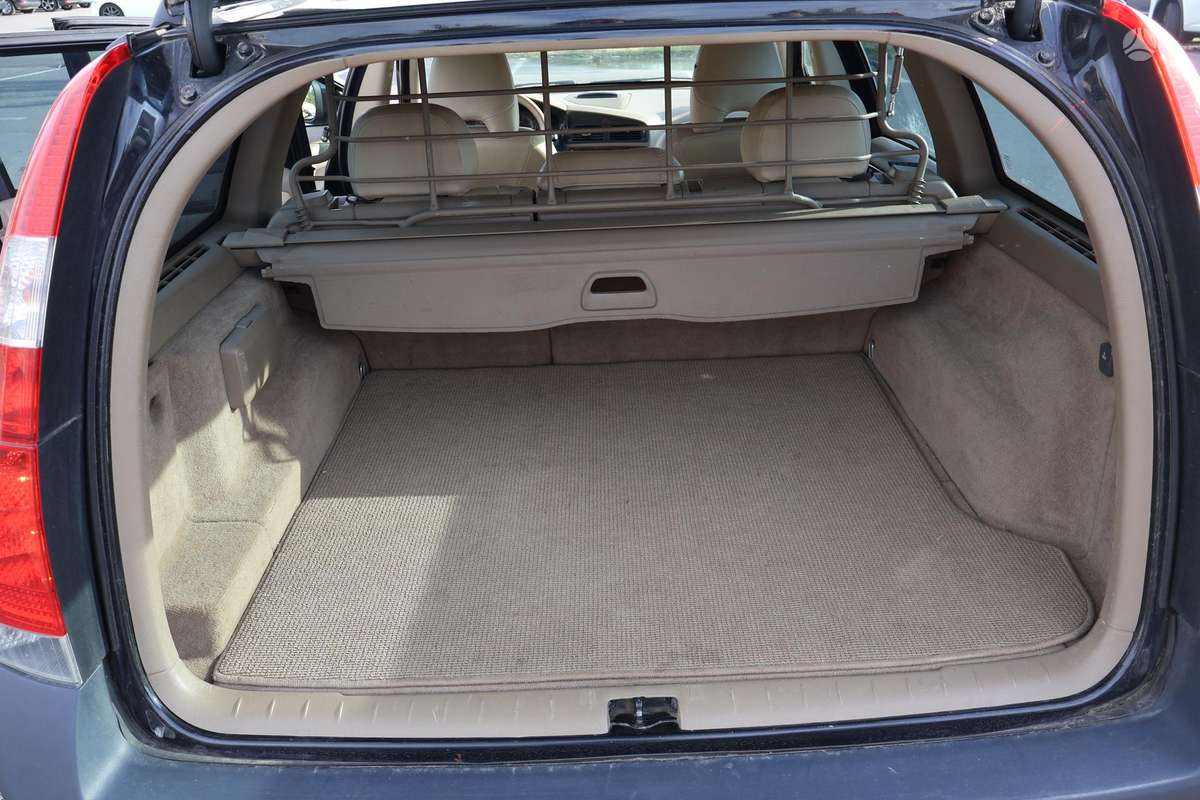 Volvo XC70 2006 — photo 10