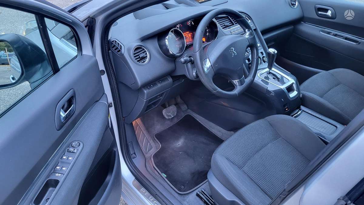 Peugeot 5008 2014 — photo 13