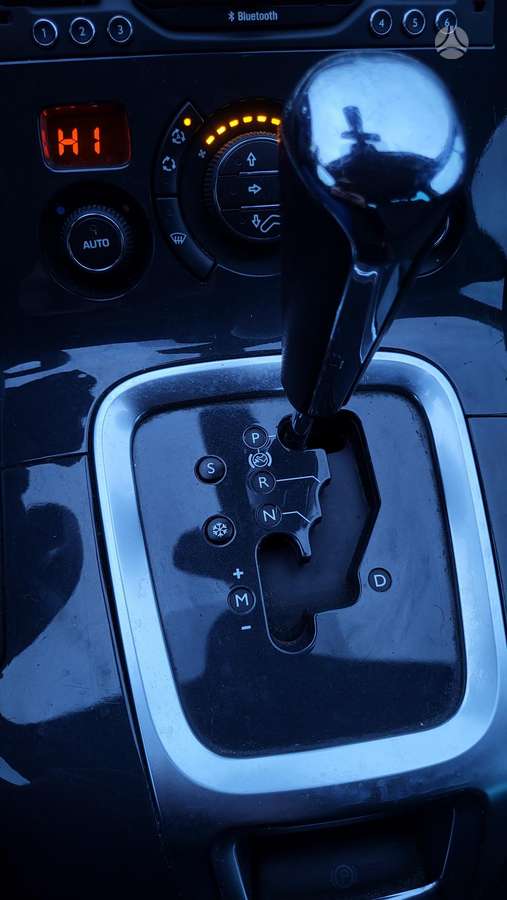 Peugeot 5008 2014 — photo 20