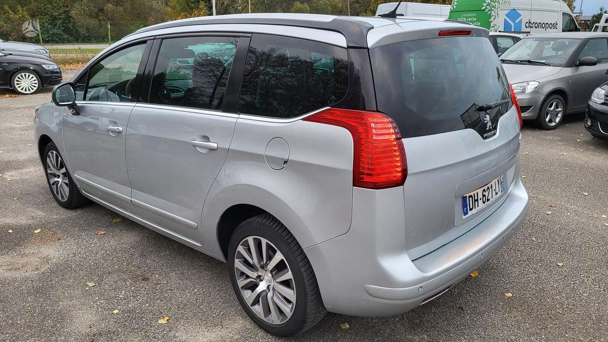 Peugeot 5008 2014 — engine 1997 cm³, 163 HP (120kW)