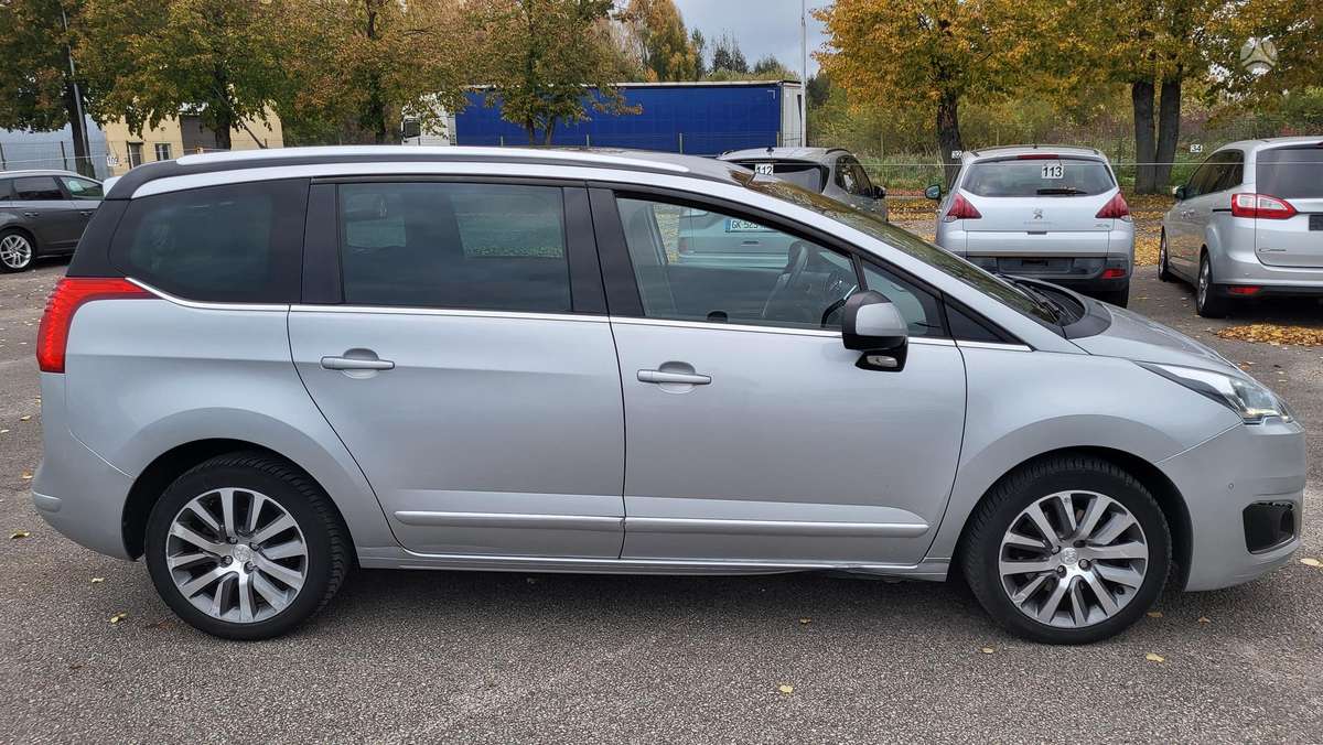 Peugeot 5008 2014 — photo 7