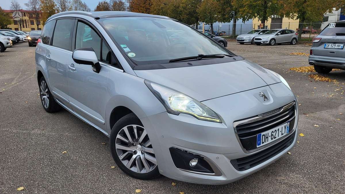 Peugeot 5008 2014 — photo 8