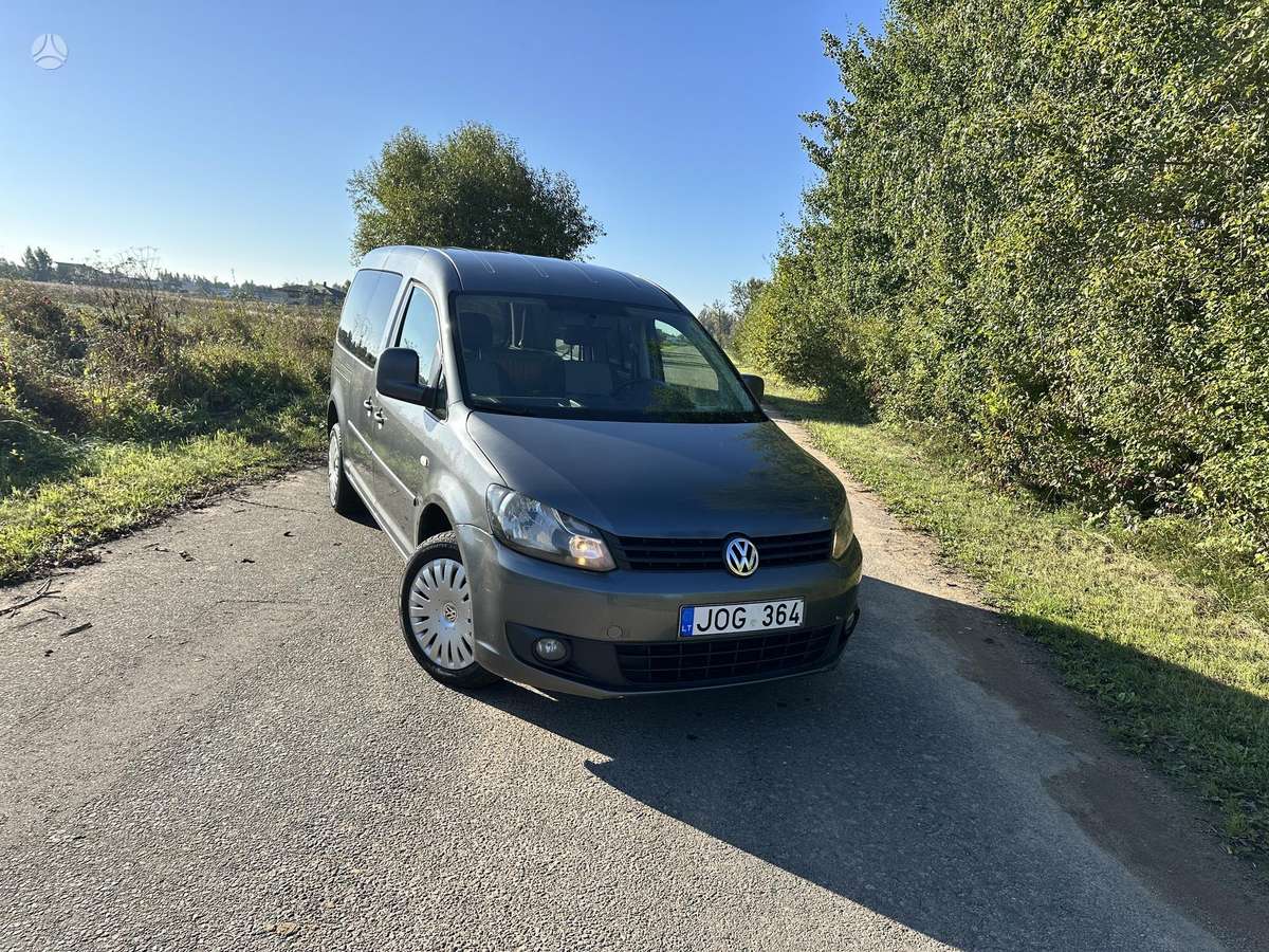 Volkswagen Caddy 2011 — салон