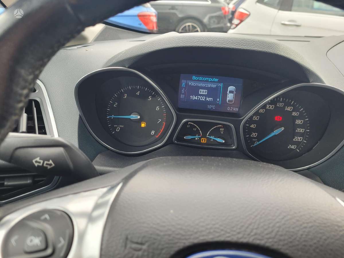 Ford Grand 2011 — photo 27