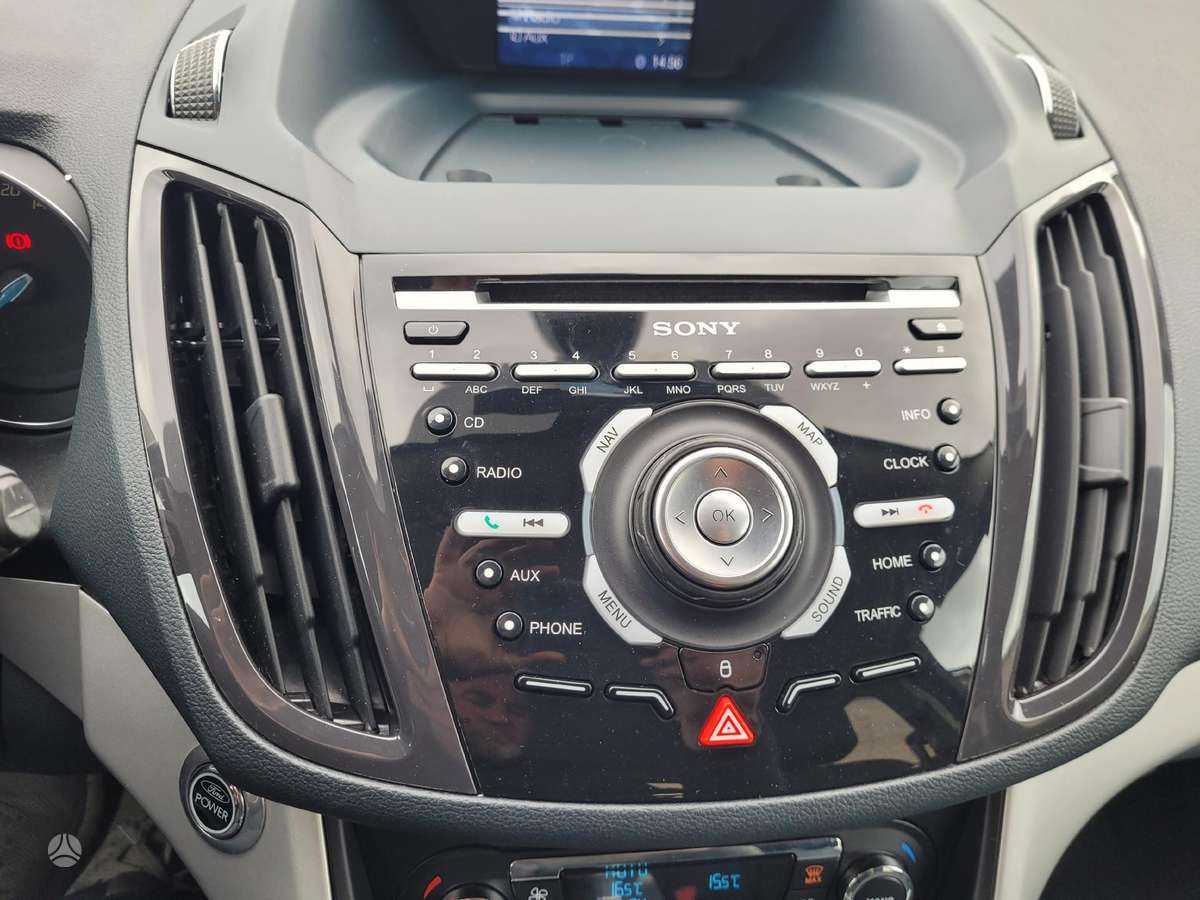 Ford Grand 2011 — photo 30