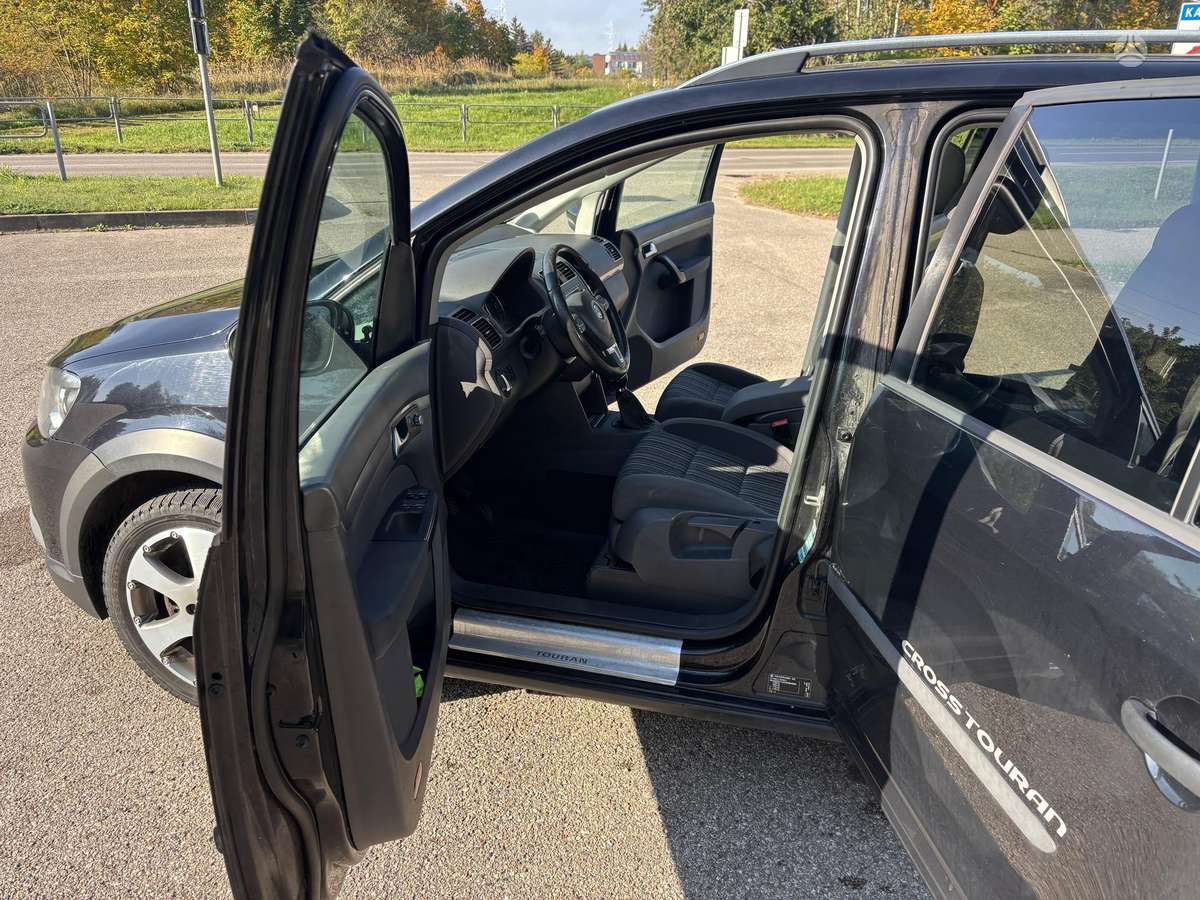 Volkswagen Cross 2011 — photo 14