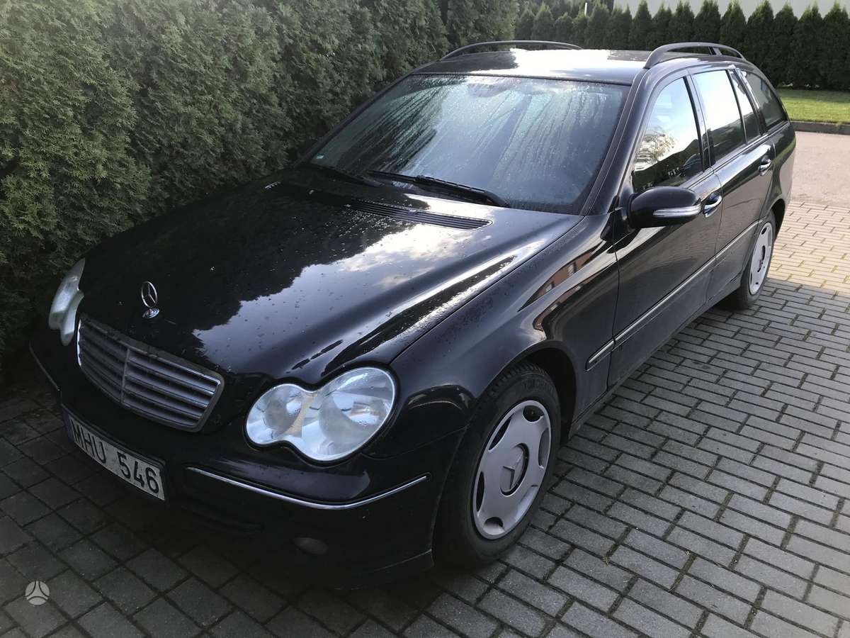 Mercedes-Benz C180 2005 — photo 7