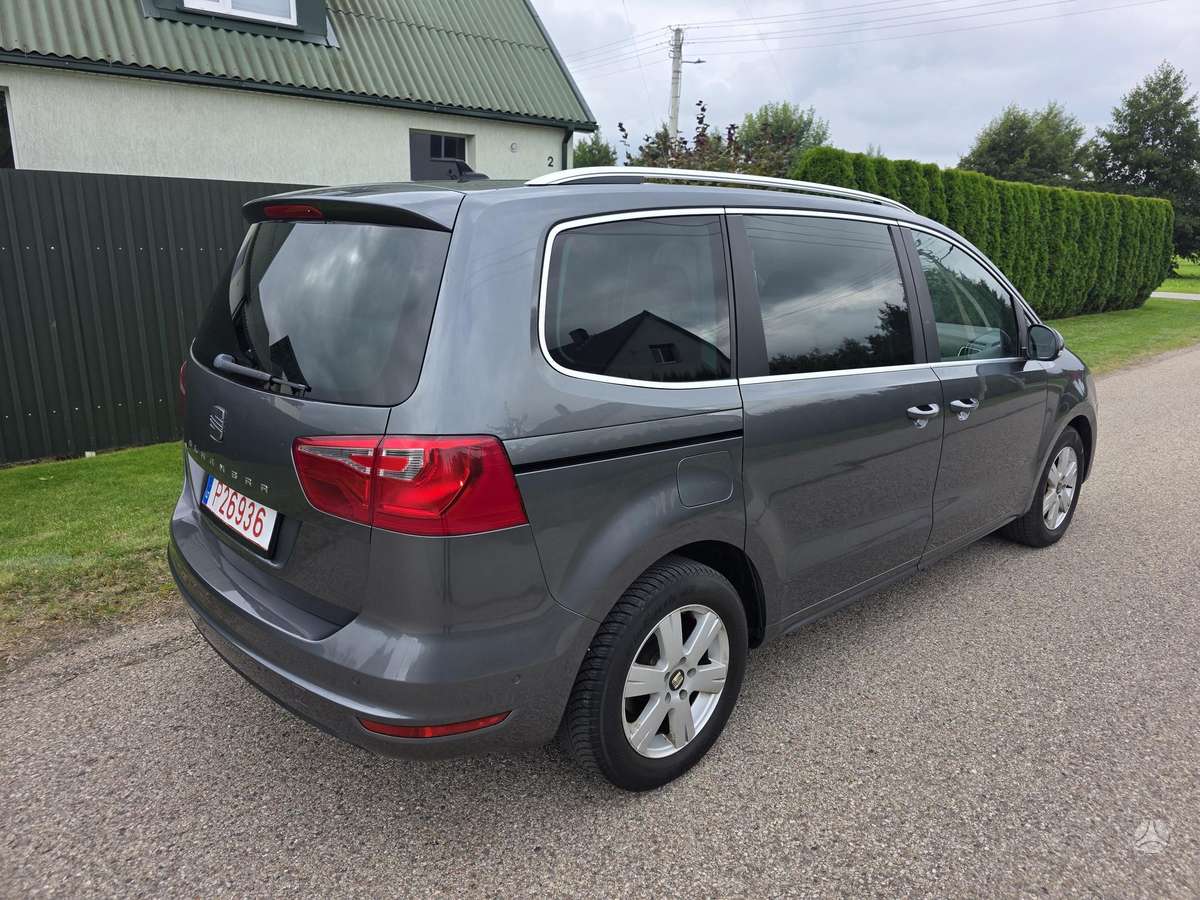 Seat Alhambra 2011 — interior