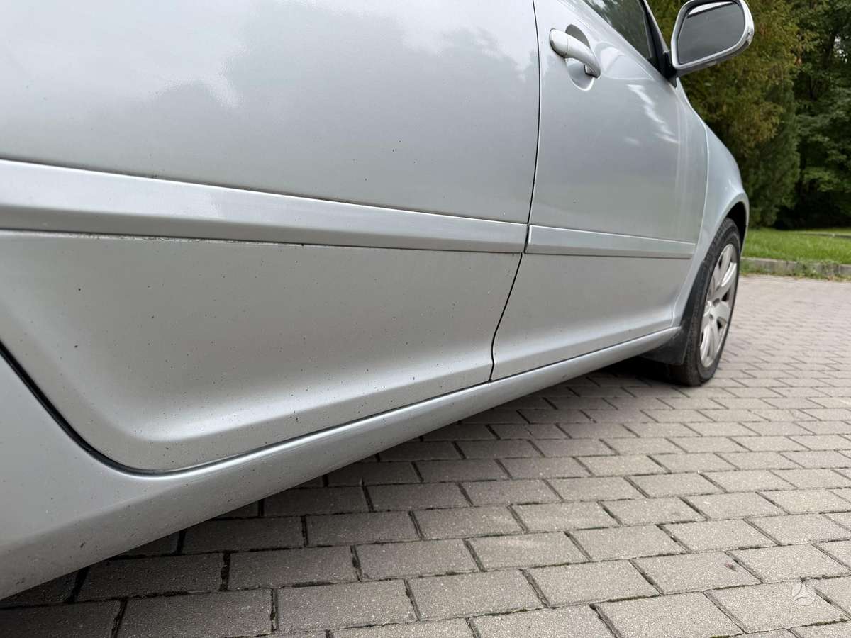 Skoda Octavia 2011 — photo 10
