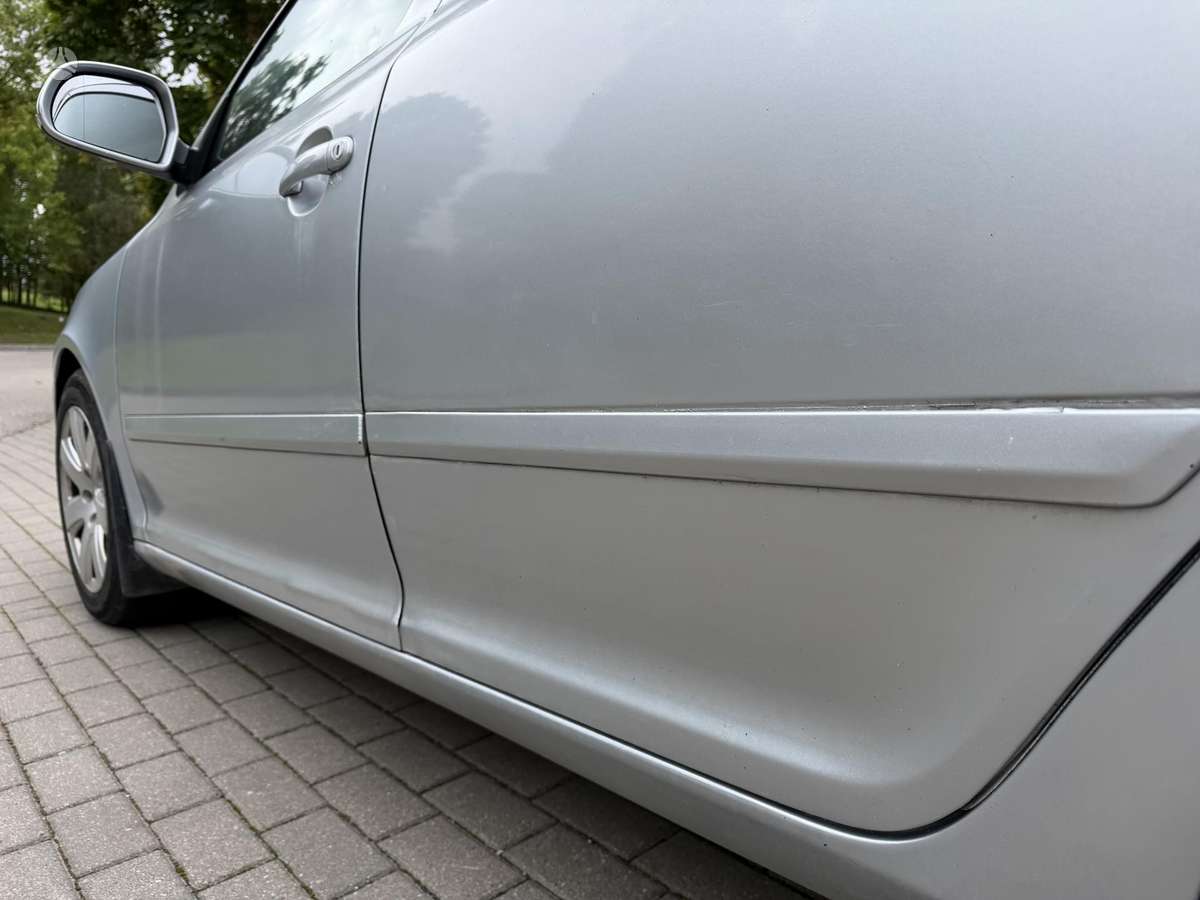 Skoda Octavia 2011 — photo 12