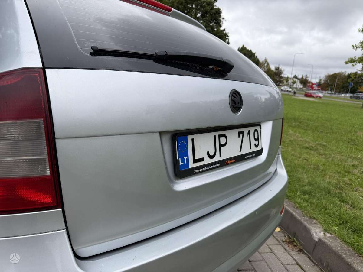 Skoda Octavia 2011 — photo 8