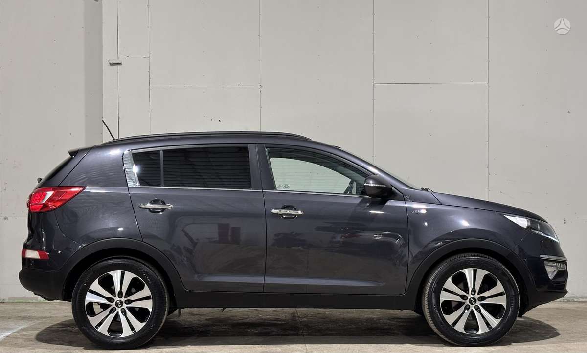 Kia Sportage 2011 — photo 15