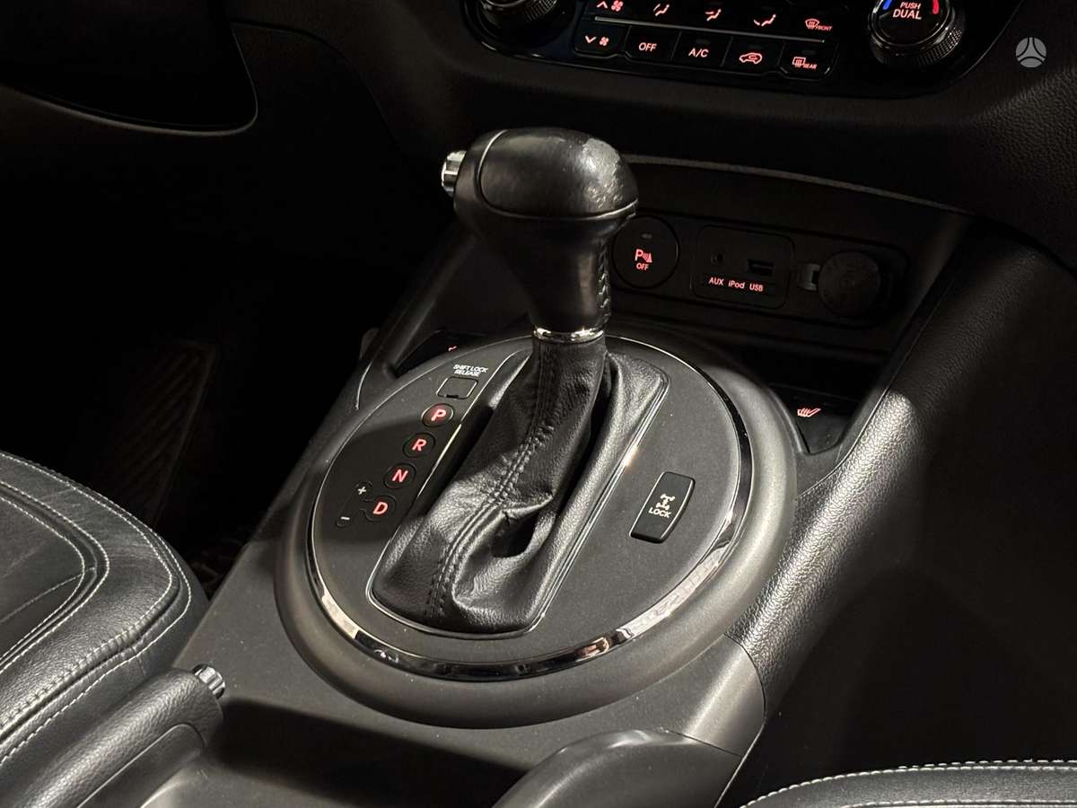 Kia Sportage 2011 — photo 36