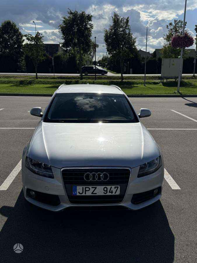 Audi A4 2009 — photo 7