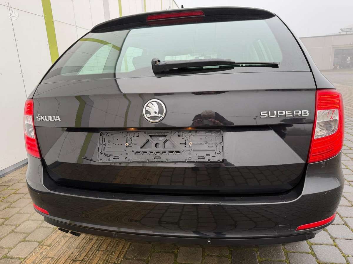 Skoda Superb 2014 — двигун 1598 cm³, 105 HP (77kW)