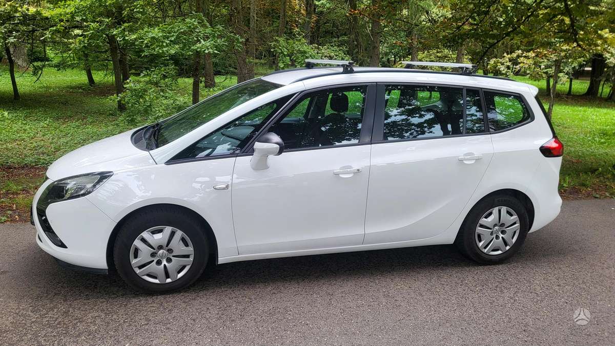 Opel Zafira 2015 — vehicle for AFU Ukraine
