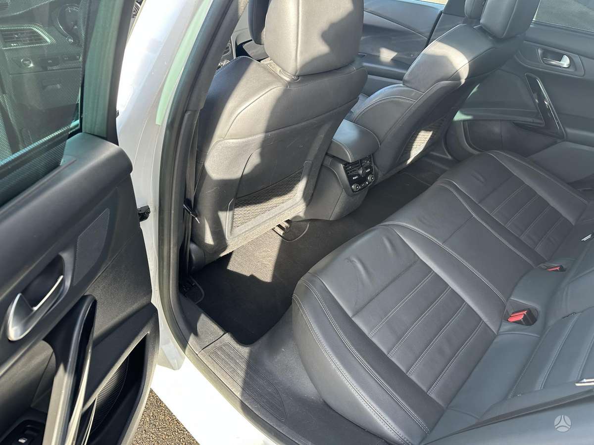 Peugeot 508 2014 — фото 10