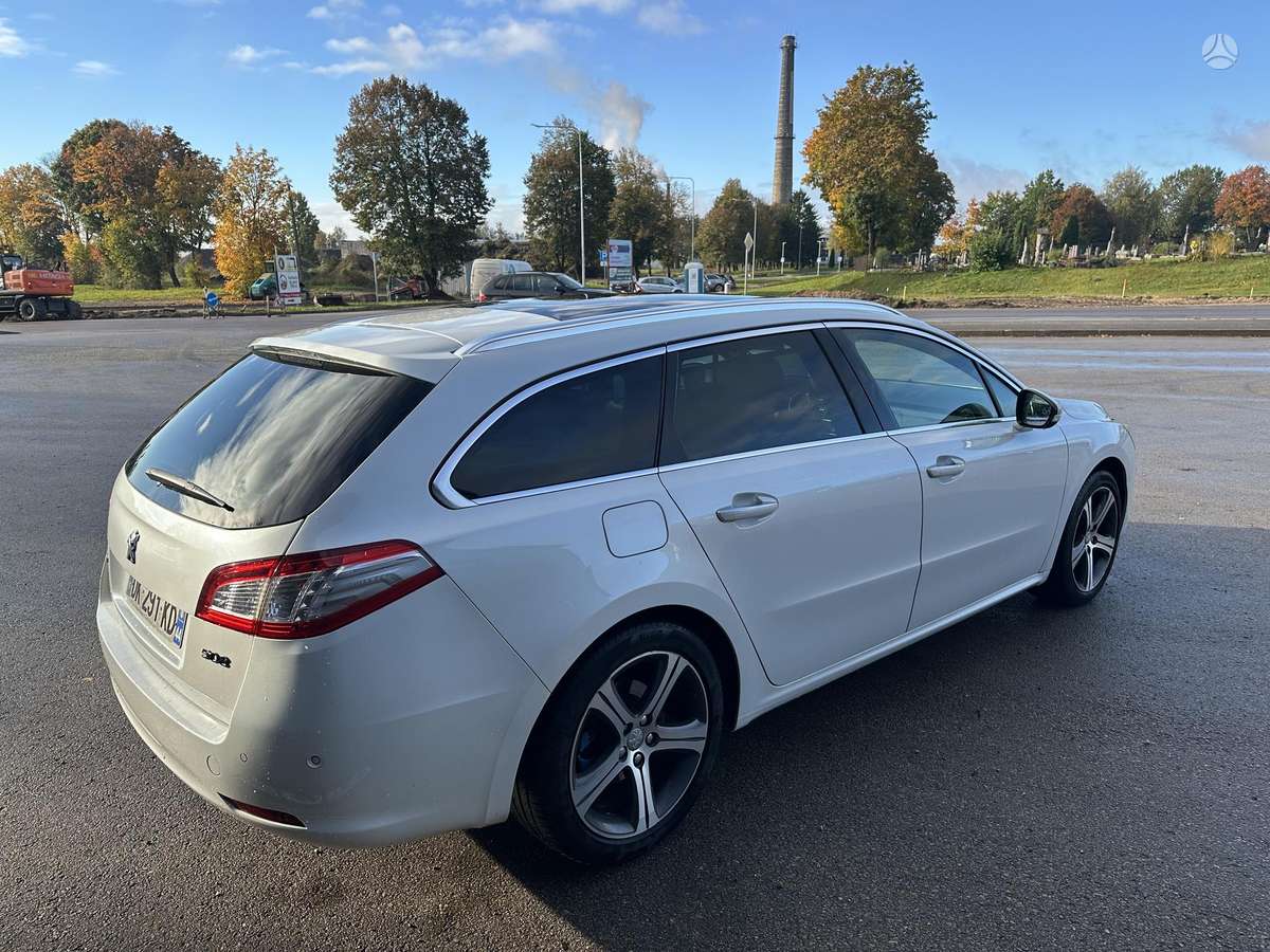 Peugeot 508 2014 — салон