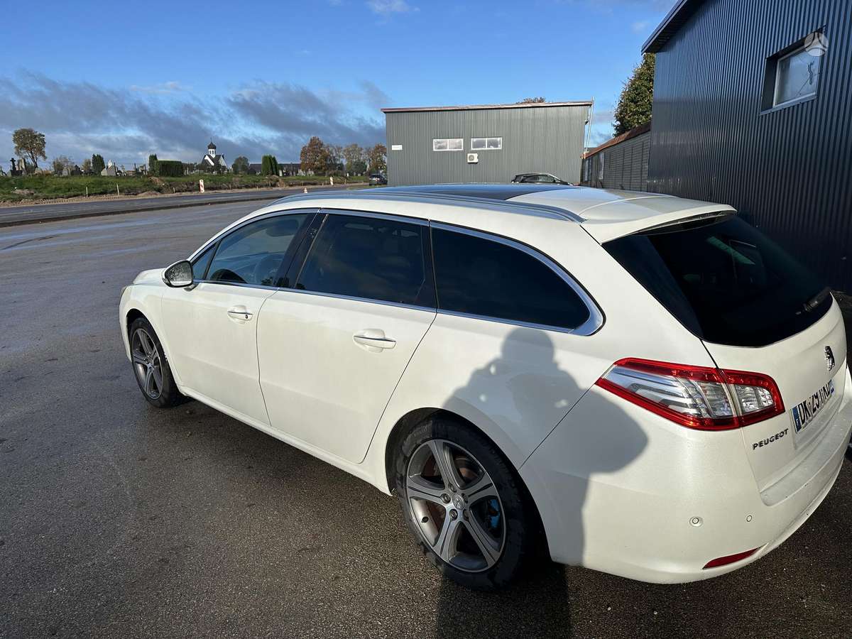 Peugeot 508 2014 — двигун 1997 cm³, 181 HP (133kW)