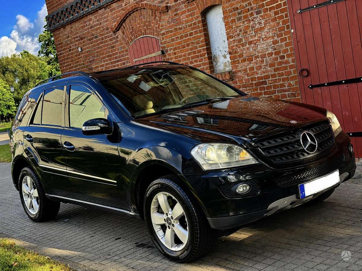 Mercedes-Benz ML420 2007 — engine 3996 cm³, 306 HP (225kW)