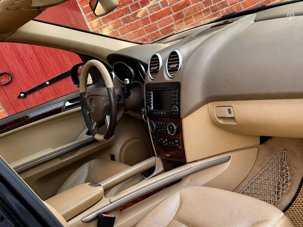Mercedes-Benz ML420 2007 — photo 5