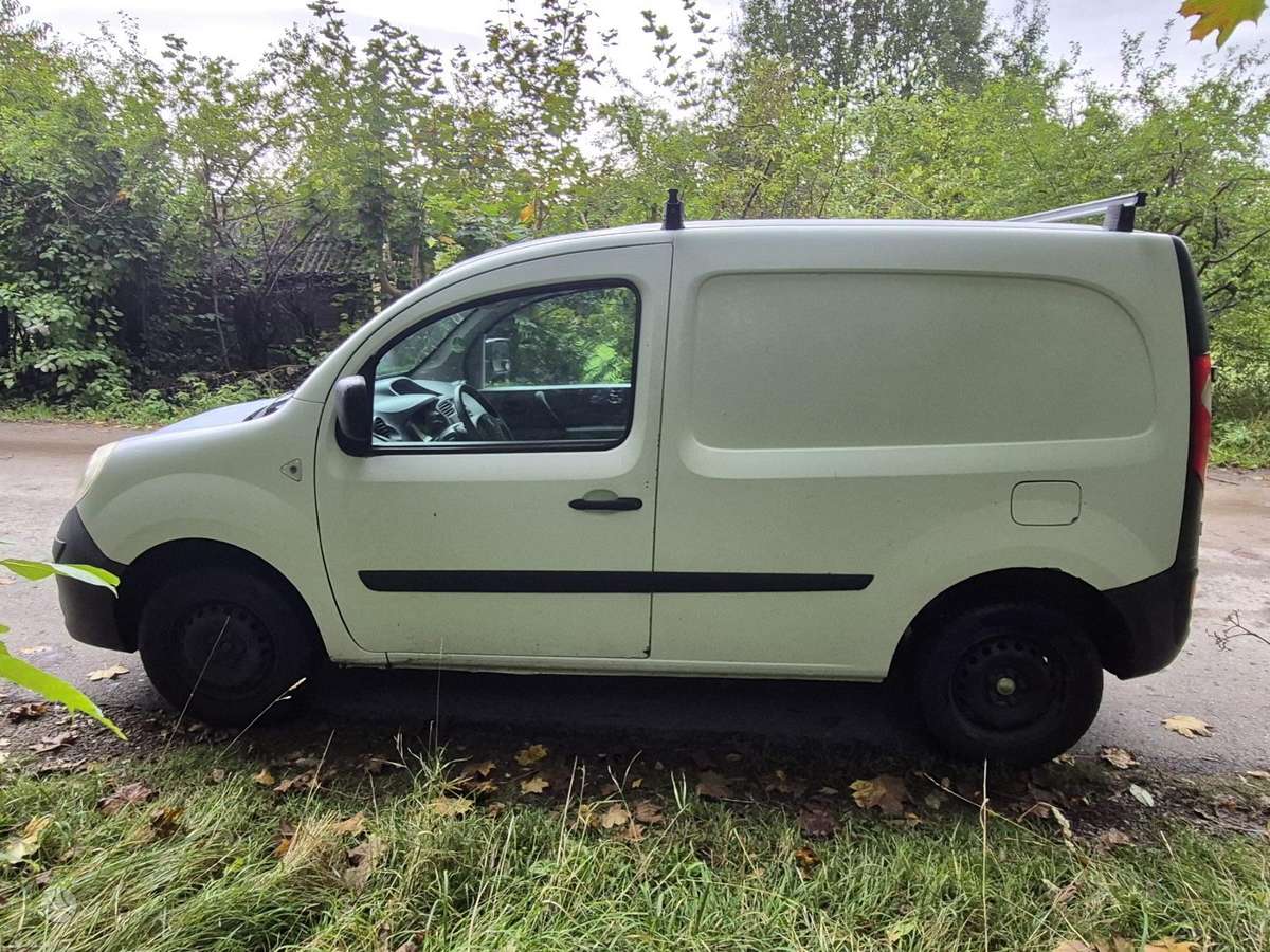 Renault Kangoo 2010 — вигляд ззаду