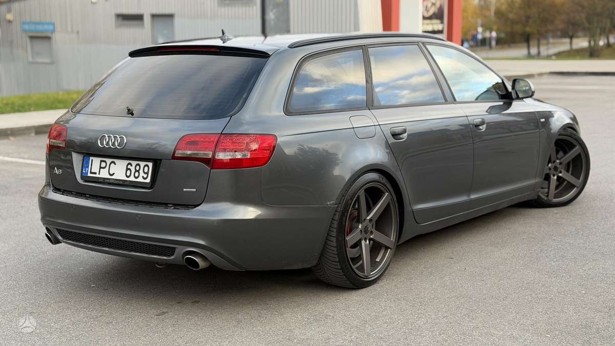 Audi A6 2010 — photo 10