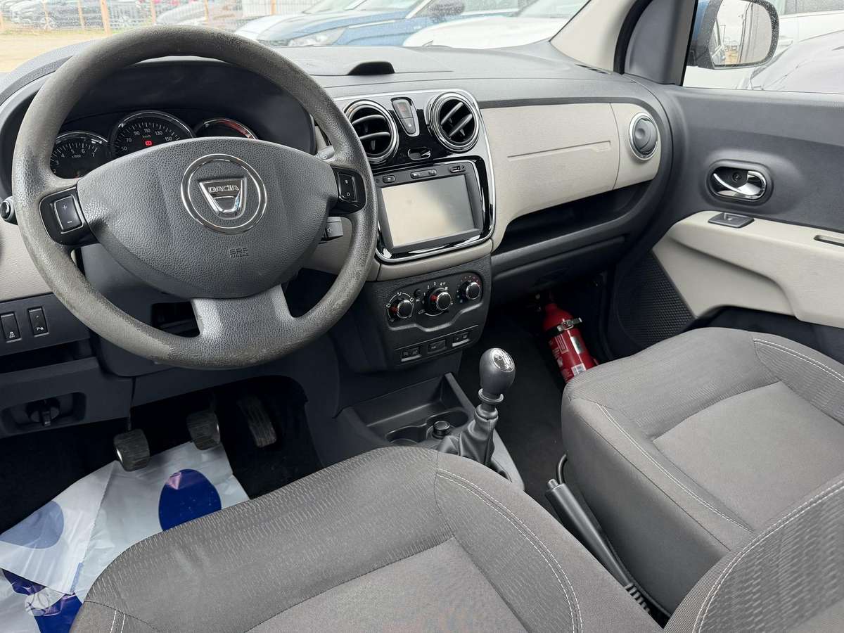 Dacia Lodgy 2015 — photo 12