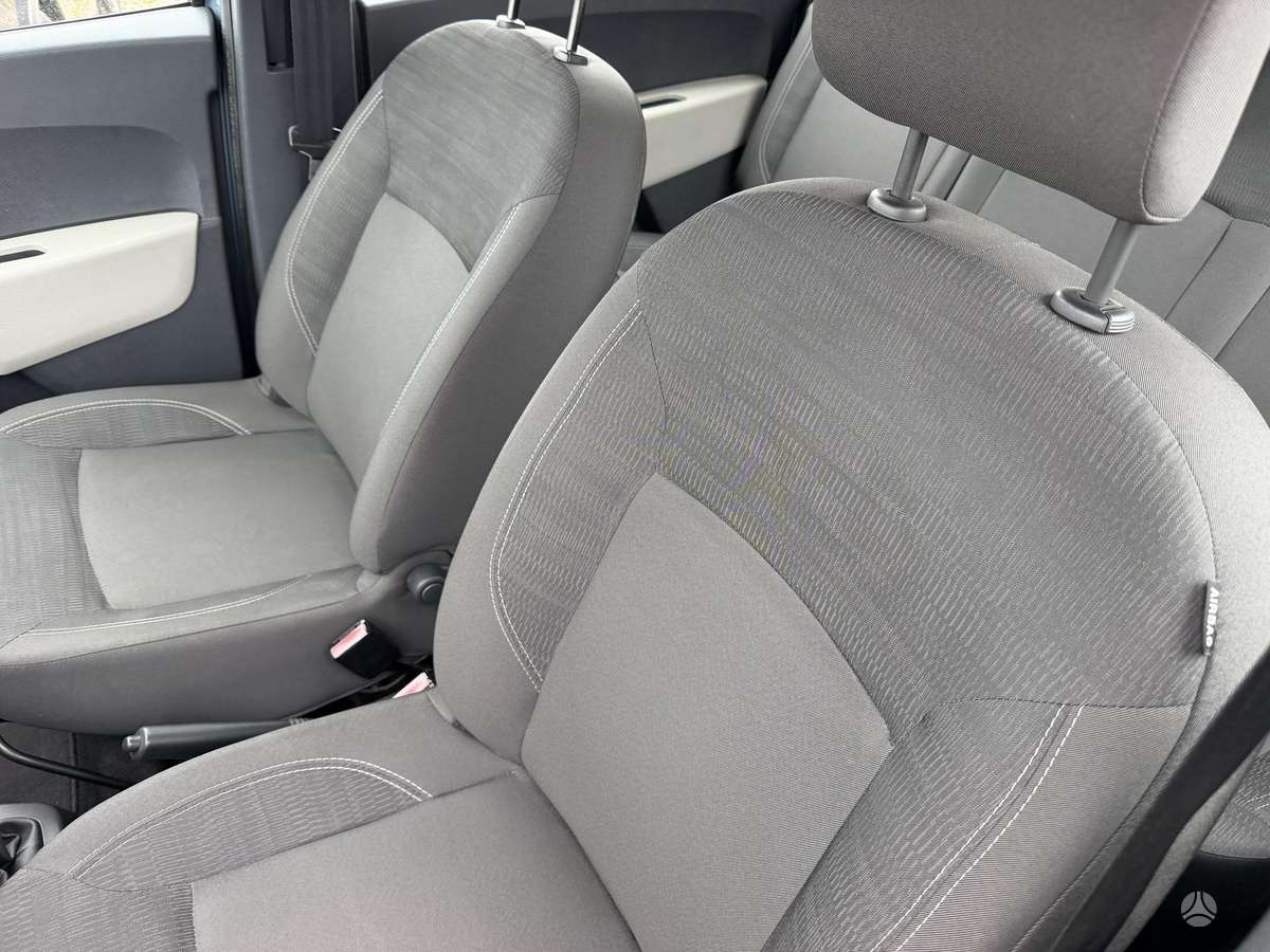 Dacia Lodgy 2015 — photo 14