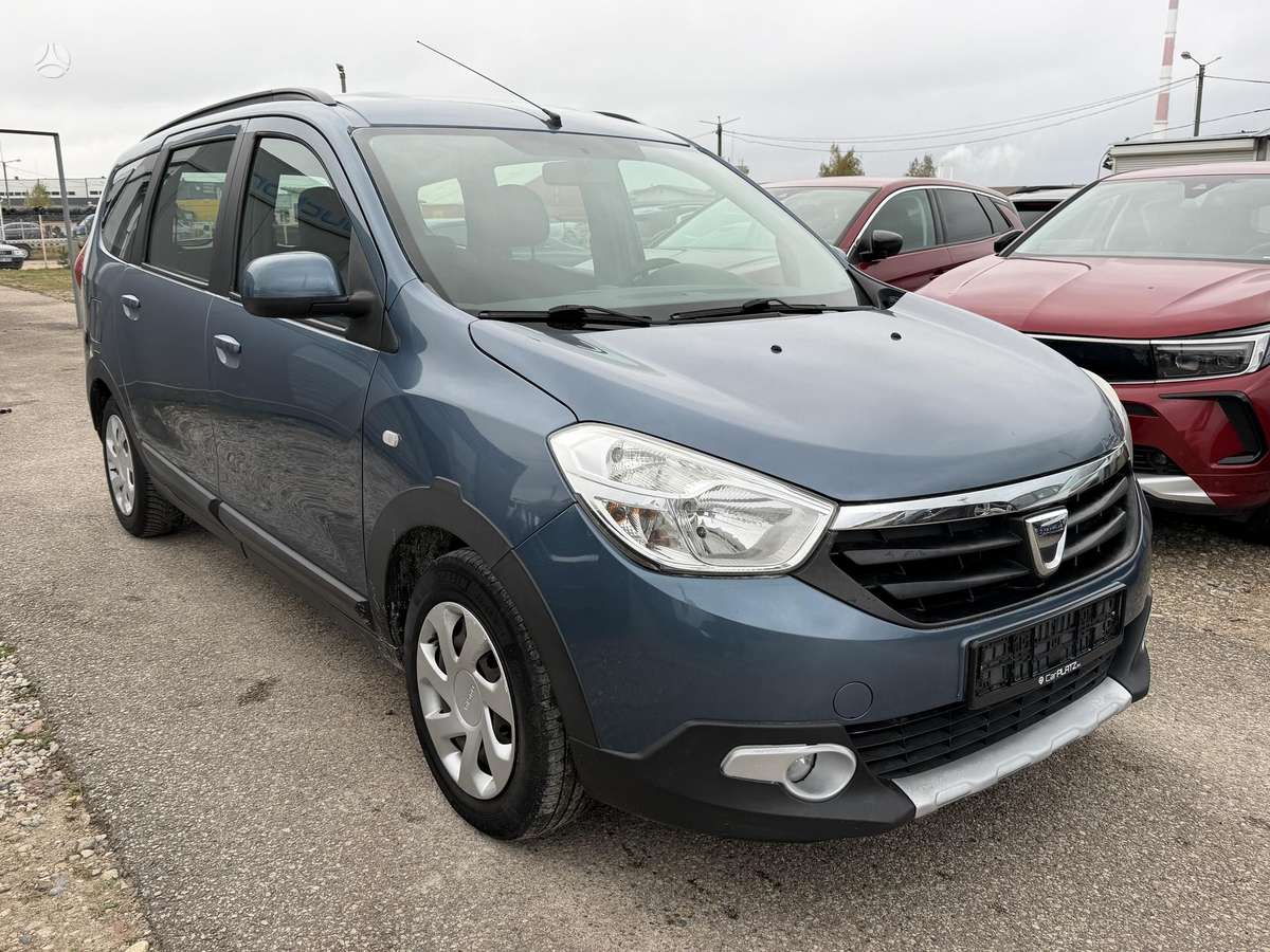 Dacia Lodgy 2015 — rear view