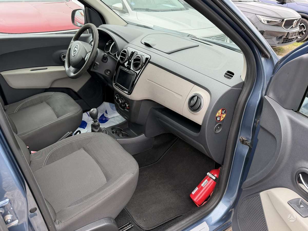 Dacia Lodgy 2015 — photo 8