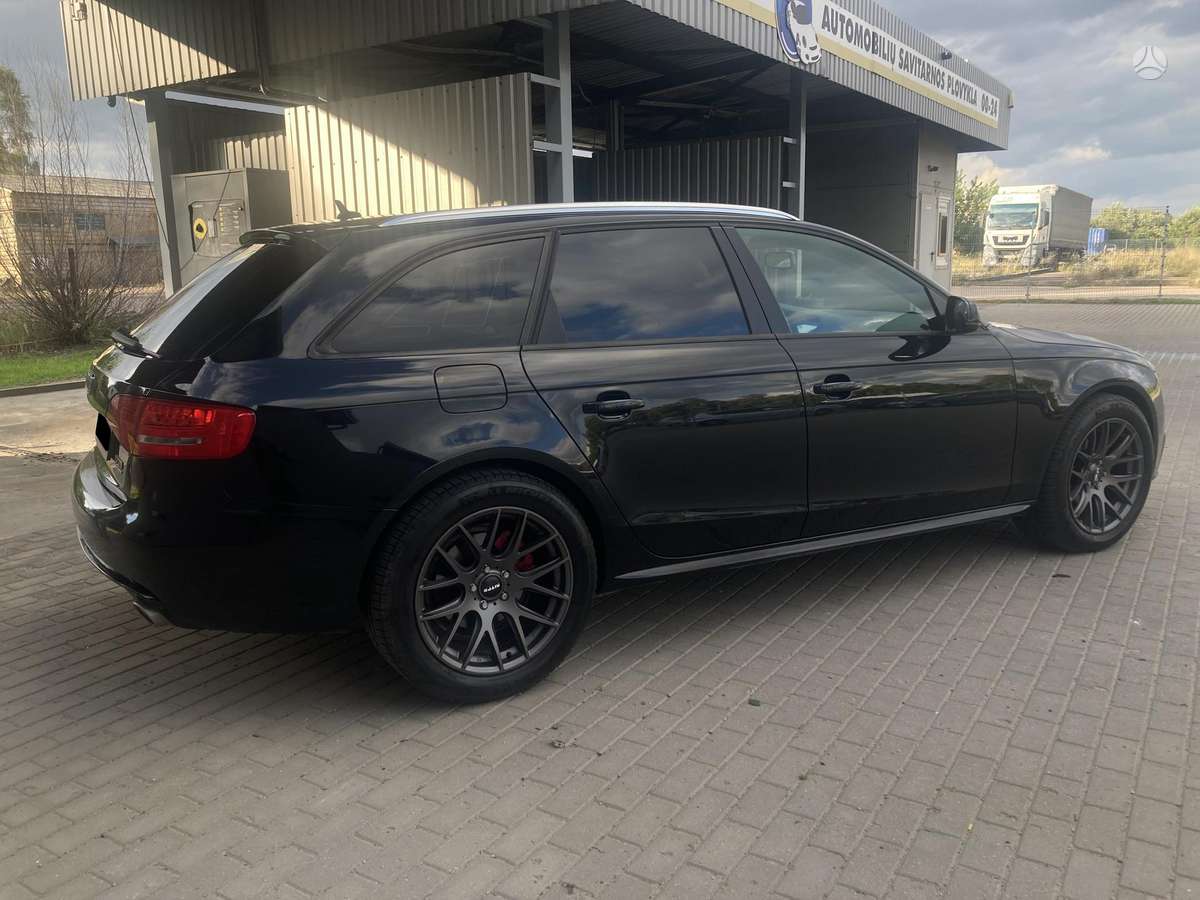 Audi A4 2009 — photo 16