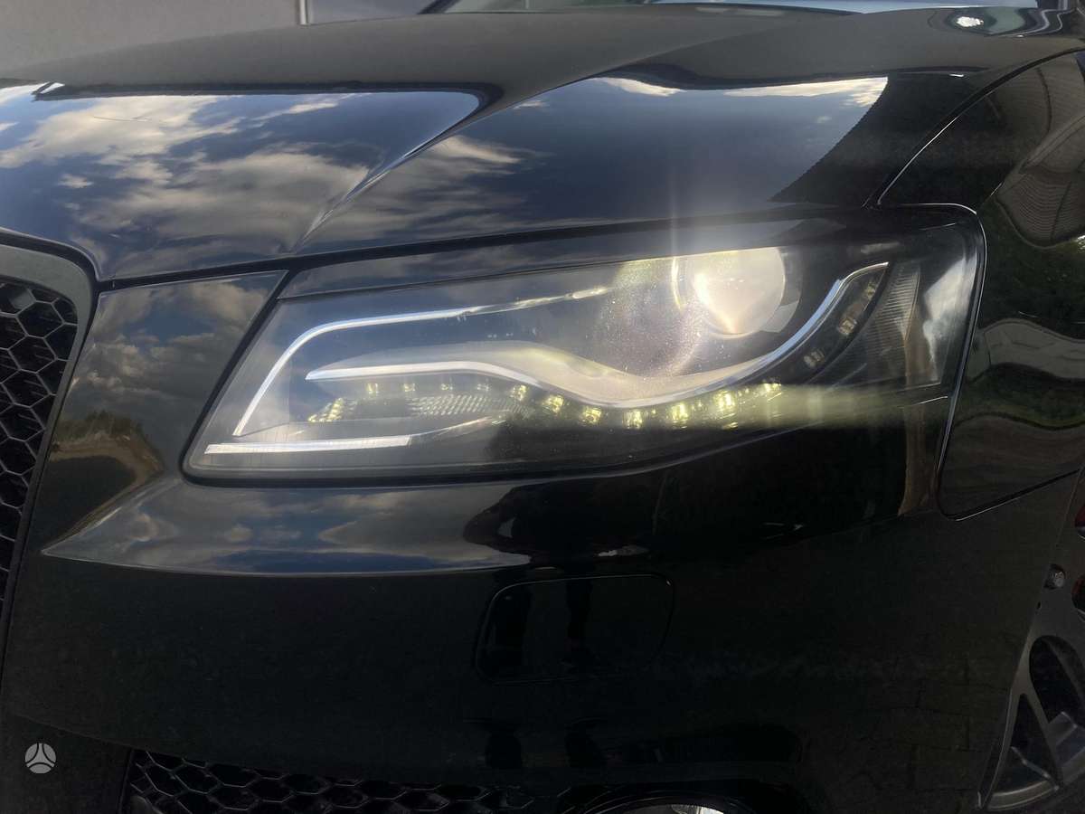 Audi A4 2009 — photo 20