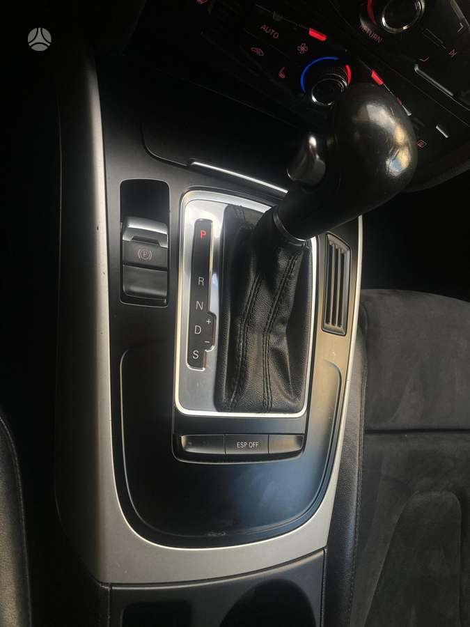 Audi A4 2009 — photo 37