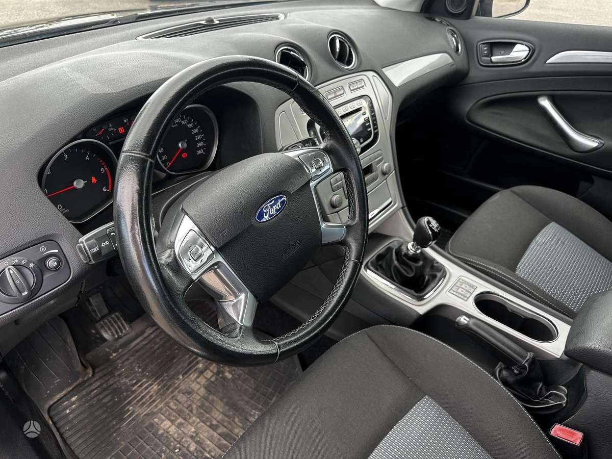 Ford Mondeo 2009 — photo 10