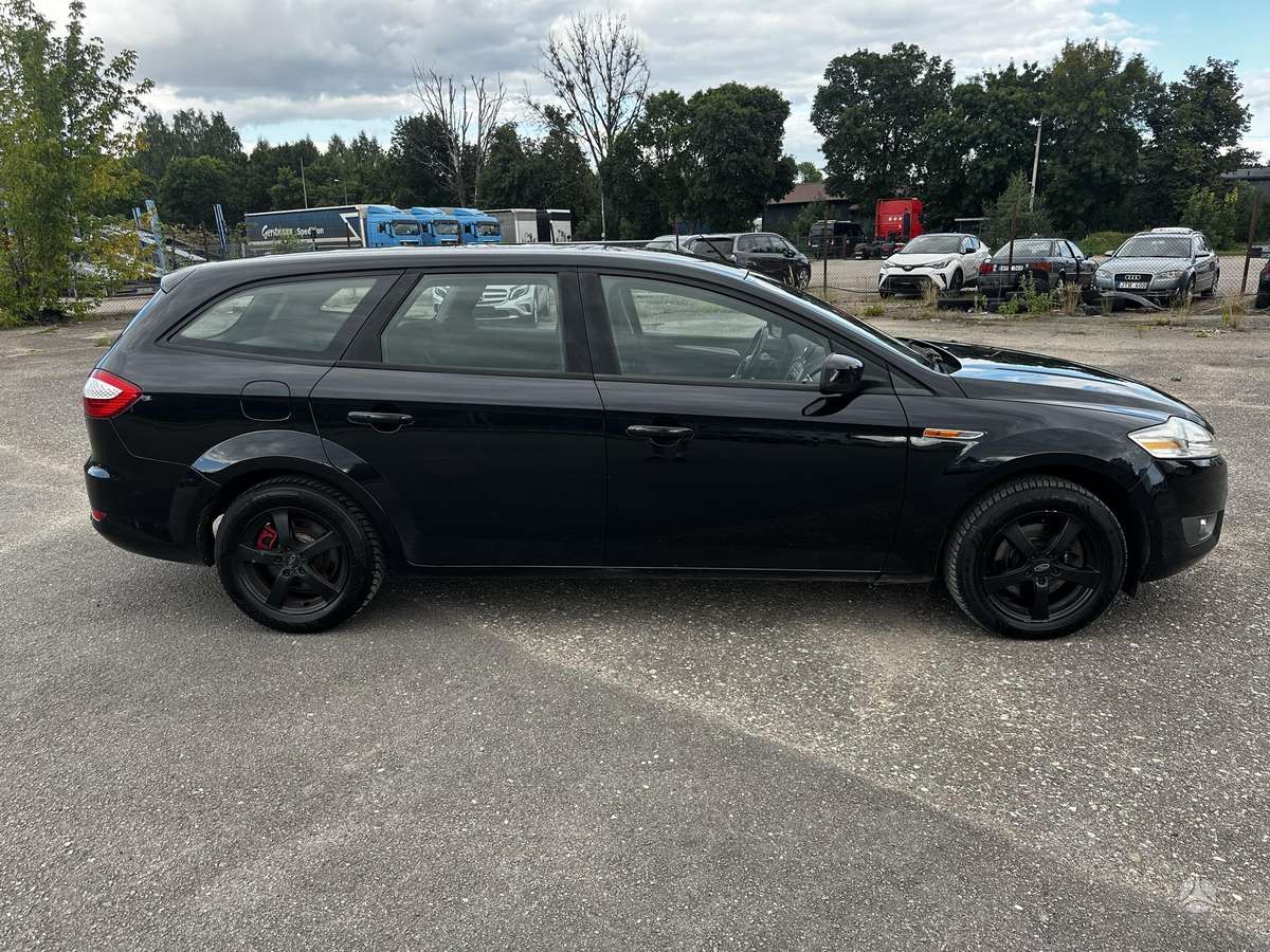 Ford Mondeo 2009 — photo 8