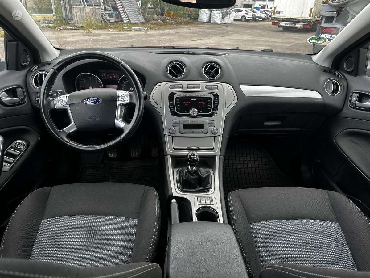 Ford Mondeo 2009 — photo 9